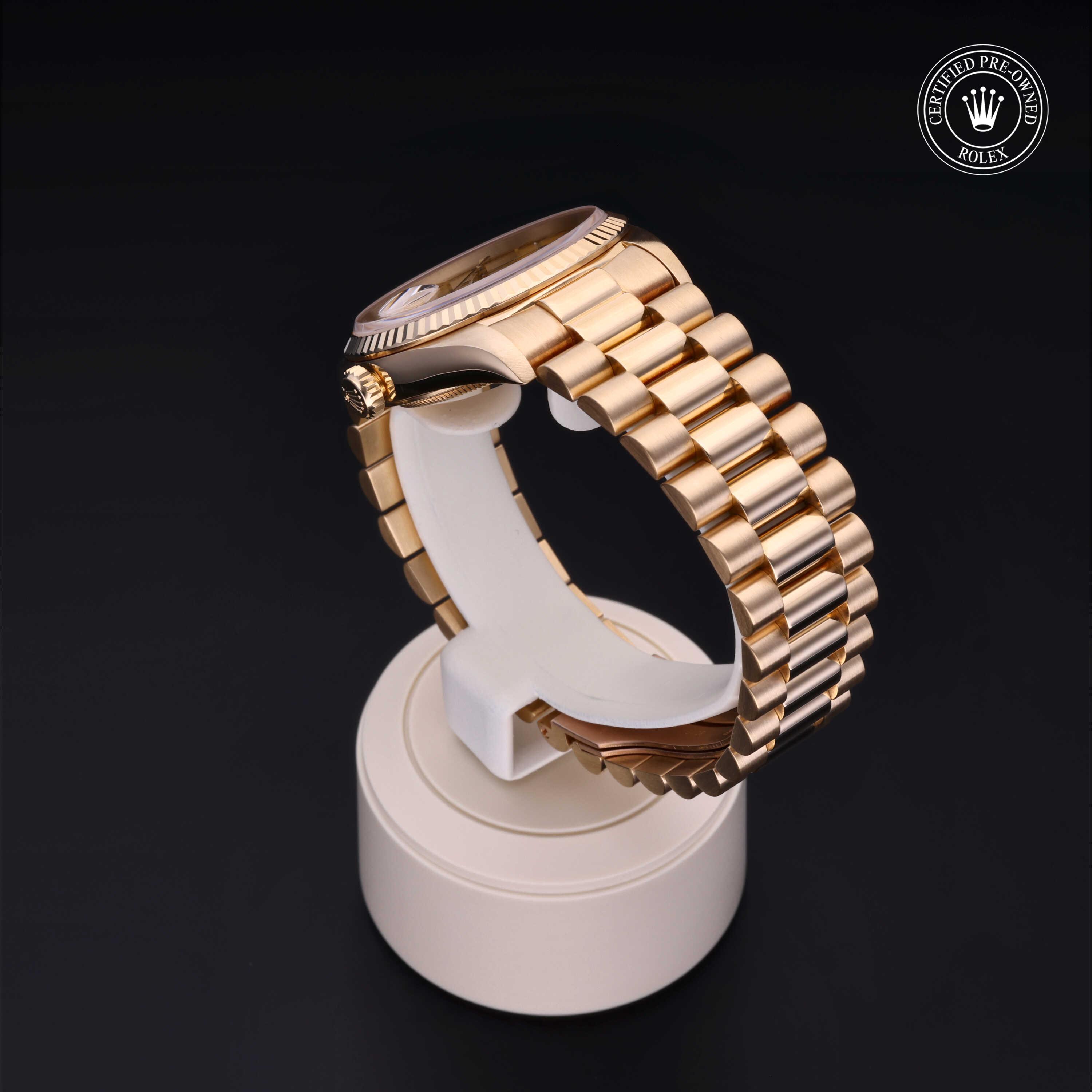Rolex 星期日历型 360 view 18238