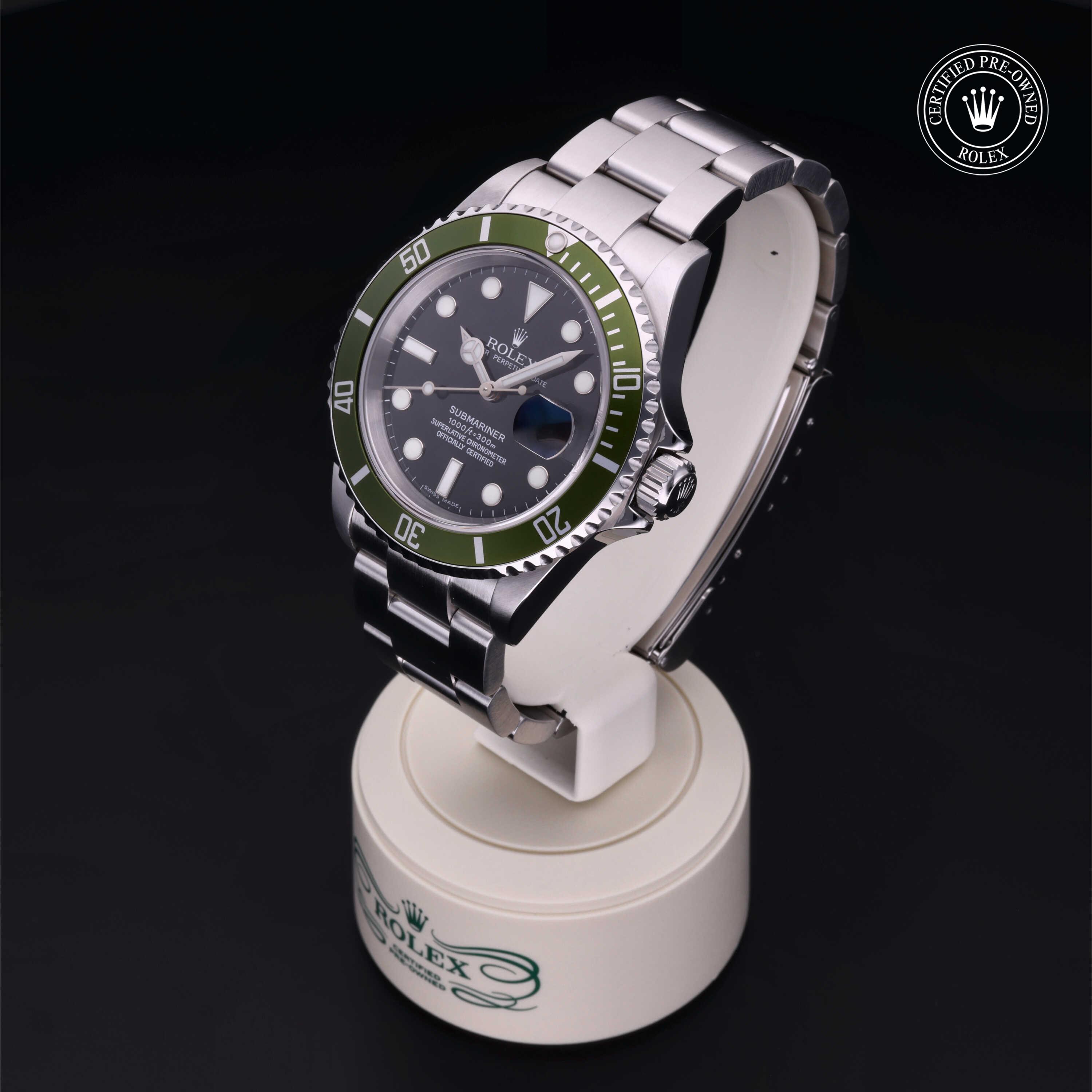 Rolex Submariner Date 360 view 16610LV