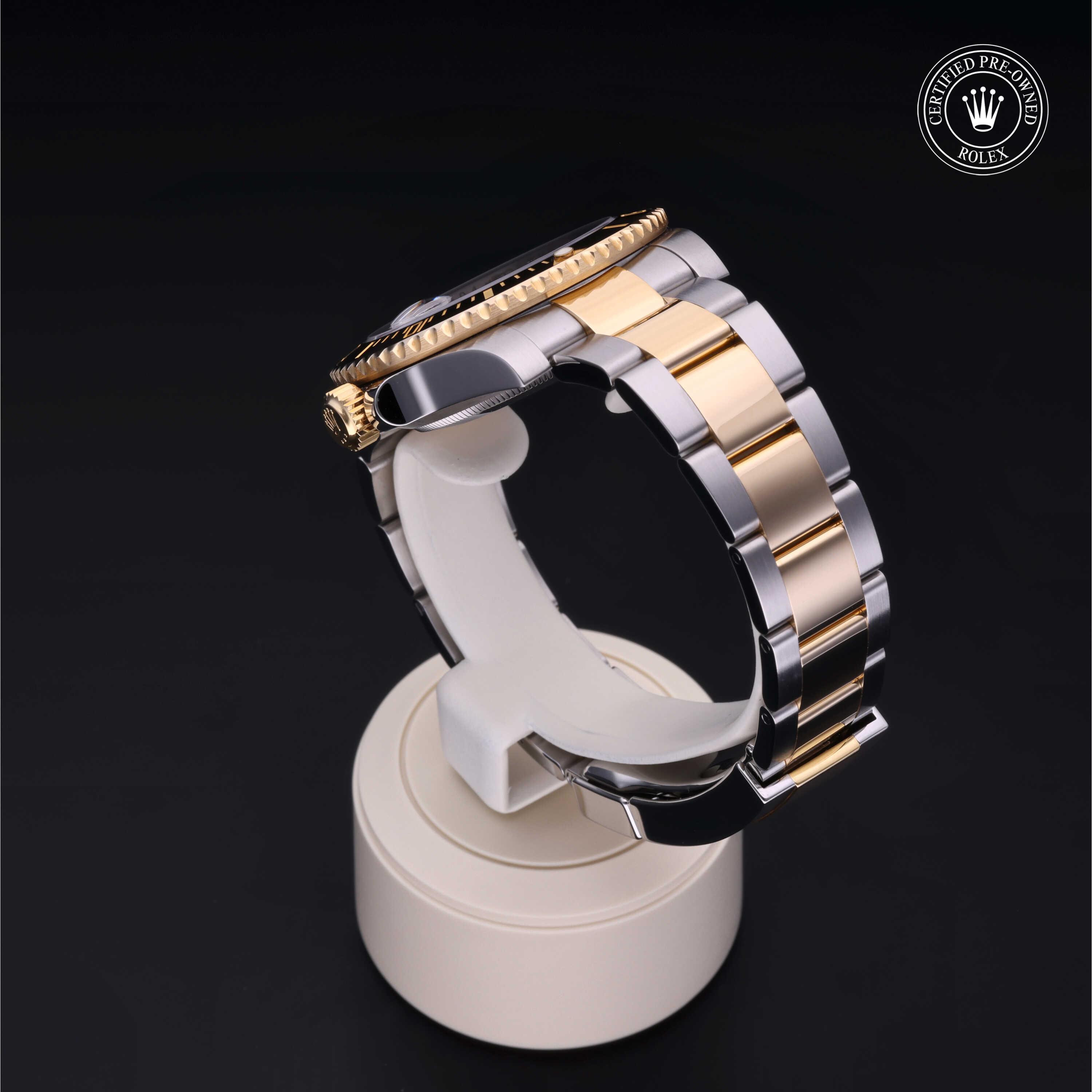 Rolex Submariner Date 360 view 116613LN