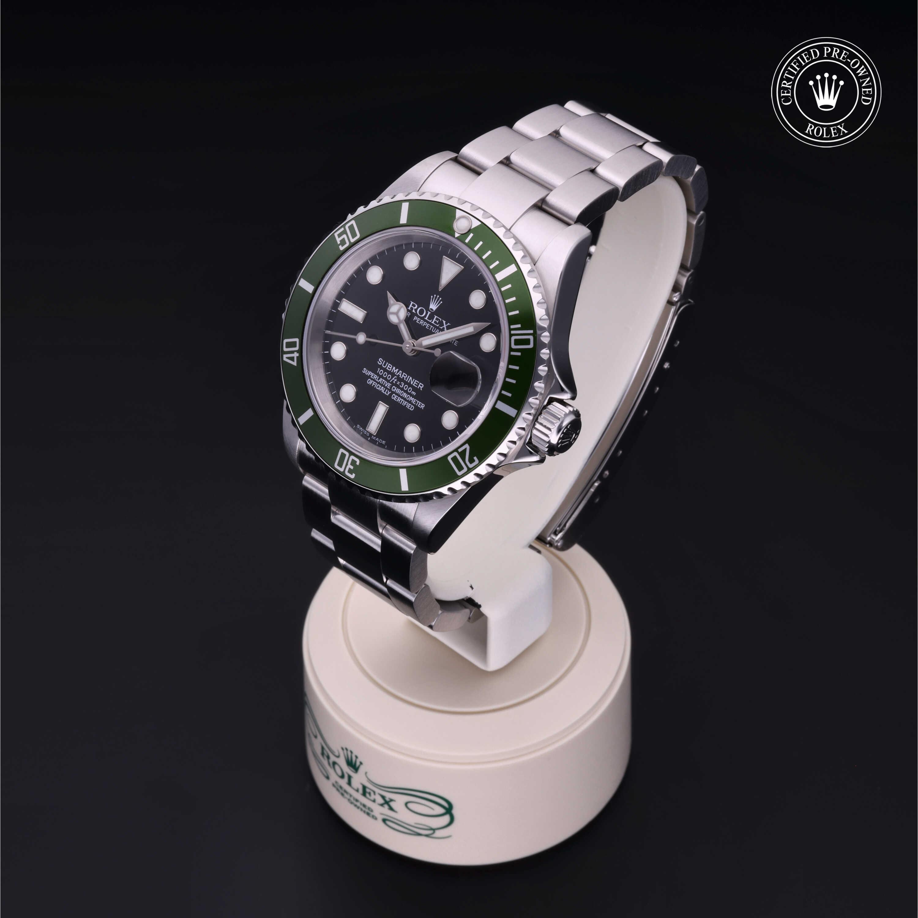 Rolex Submariner Date 360 view 16610LV